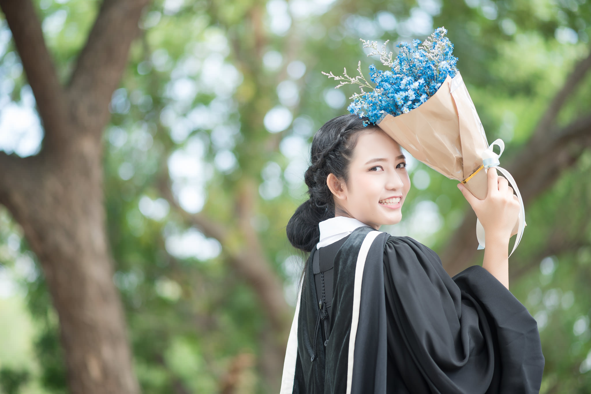 รับถ่ายรูปงานรับปริญญามหาวิทยาลัยศิลปากร