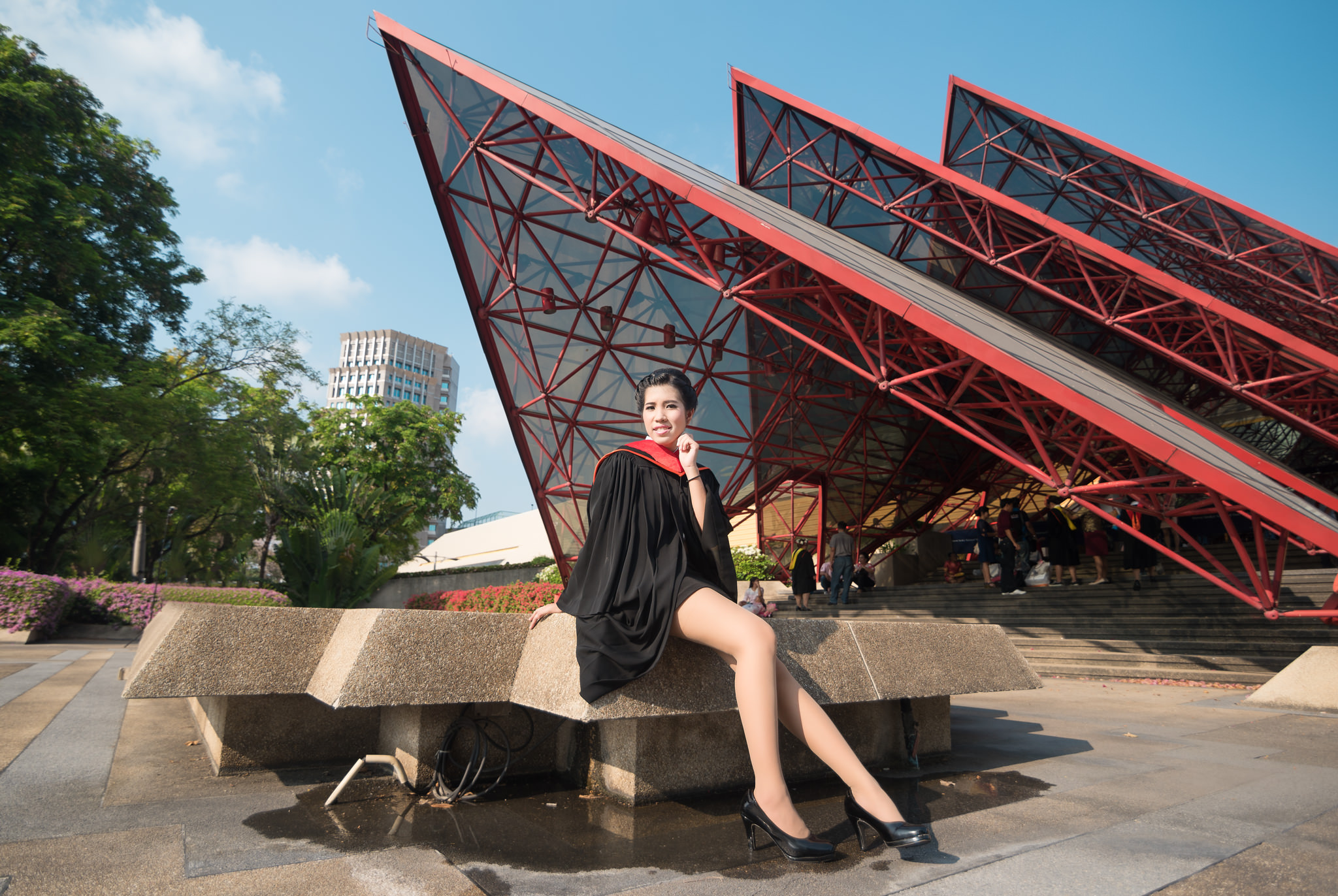 รับถ่ายรูปงานรับปริญญามหาวิทยาลัยกรุงเทพ