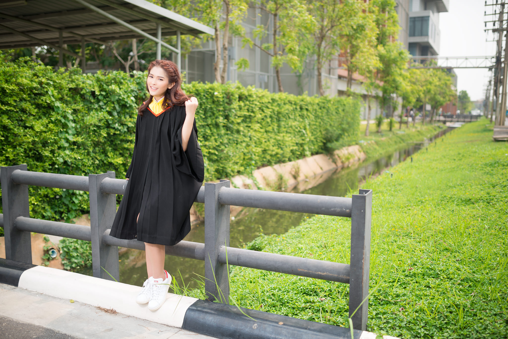 รับถ่ายรูปงานรับปริญญามหาวิทยาลัยกรุงเทพ