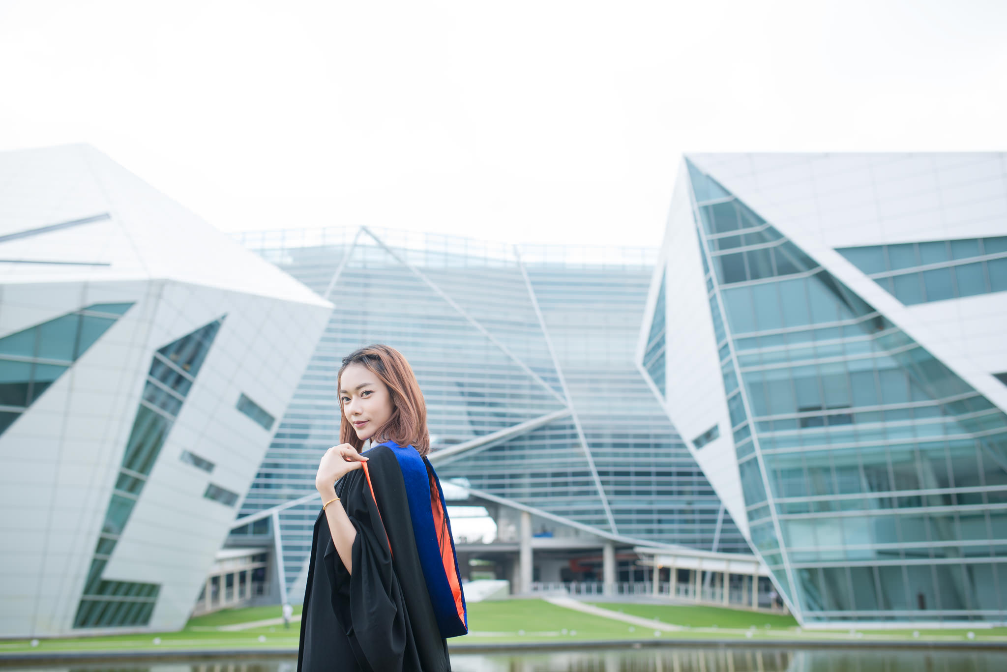 รับถ่ายรูปงานรับปริญญามหาวิทยาลัยกรุงเทพ