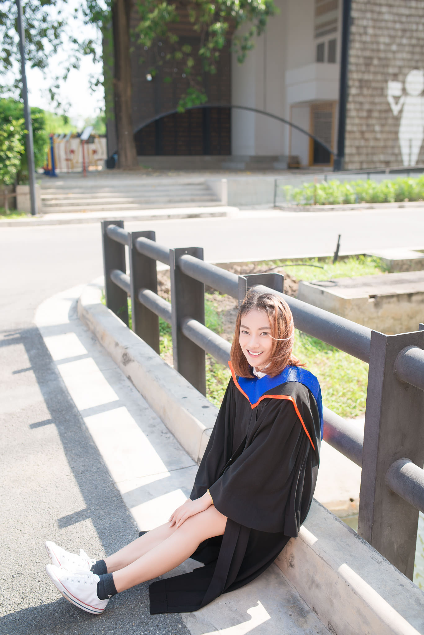 รับถ่ายรูปงานรับปริญญามหาวิทยาลัยกรุงเทพ