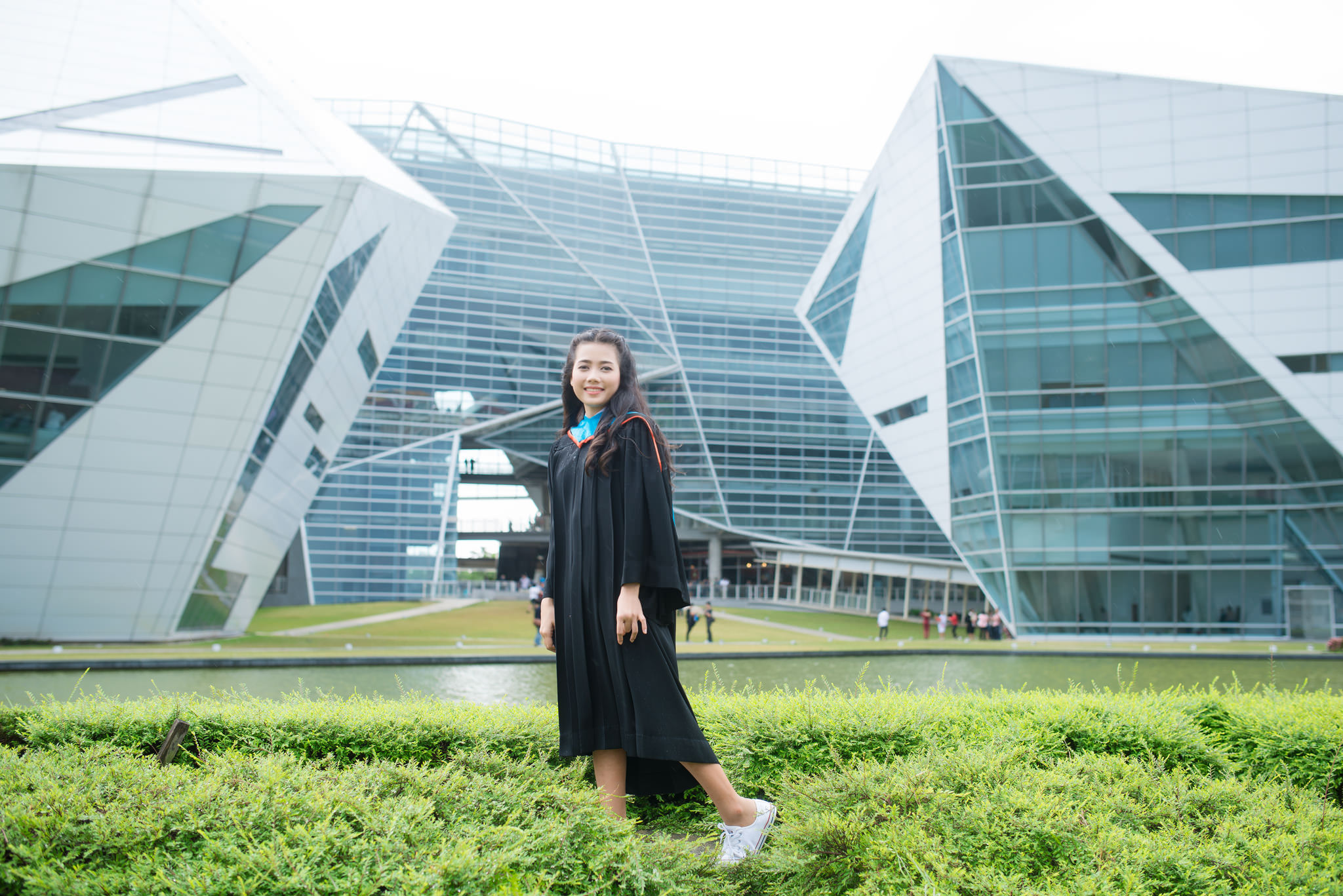 รับถ่ายรูปงานรับปริญญามหาวิทยาลัยกรุงเทพ