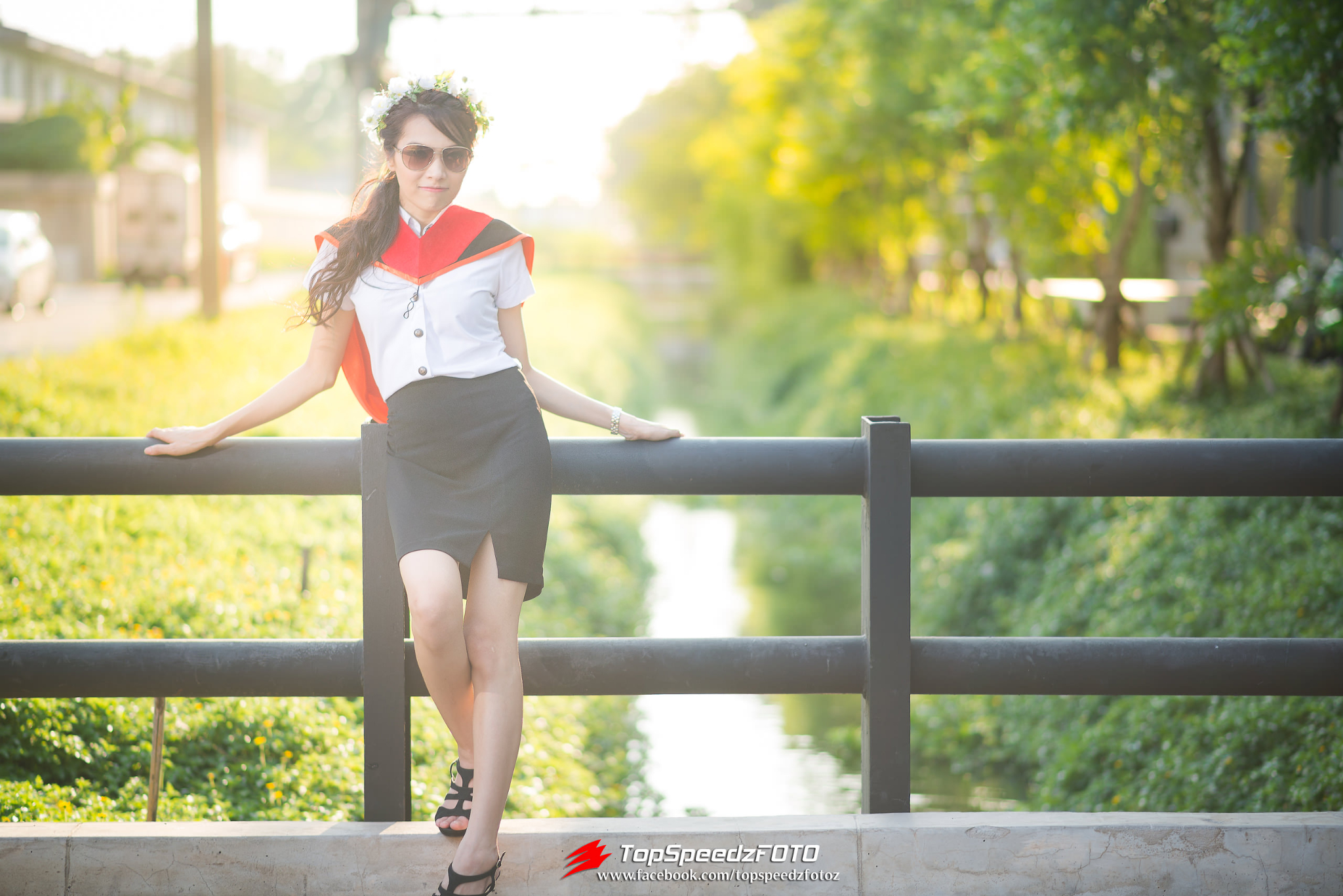 รับถ่ายรูปงานรับปริญญามหาวิทยาลัยกรุงเทพ