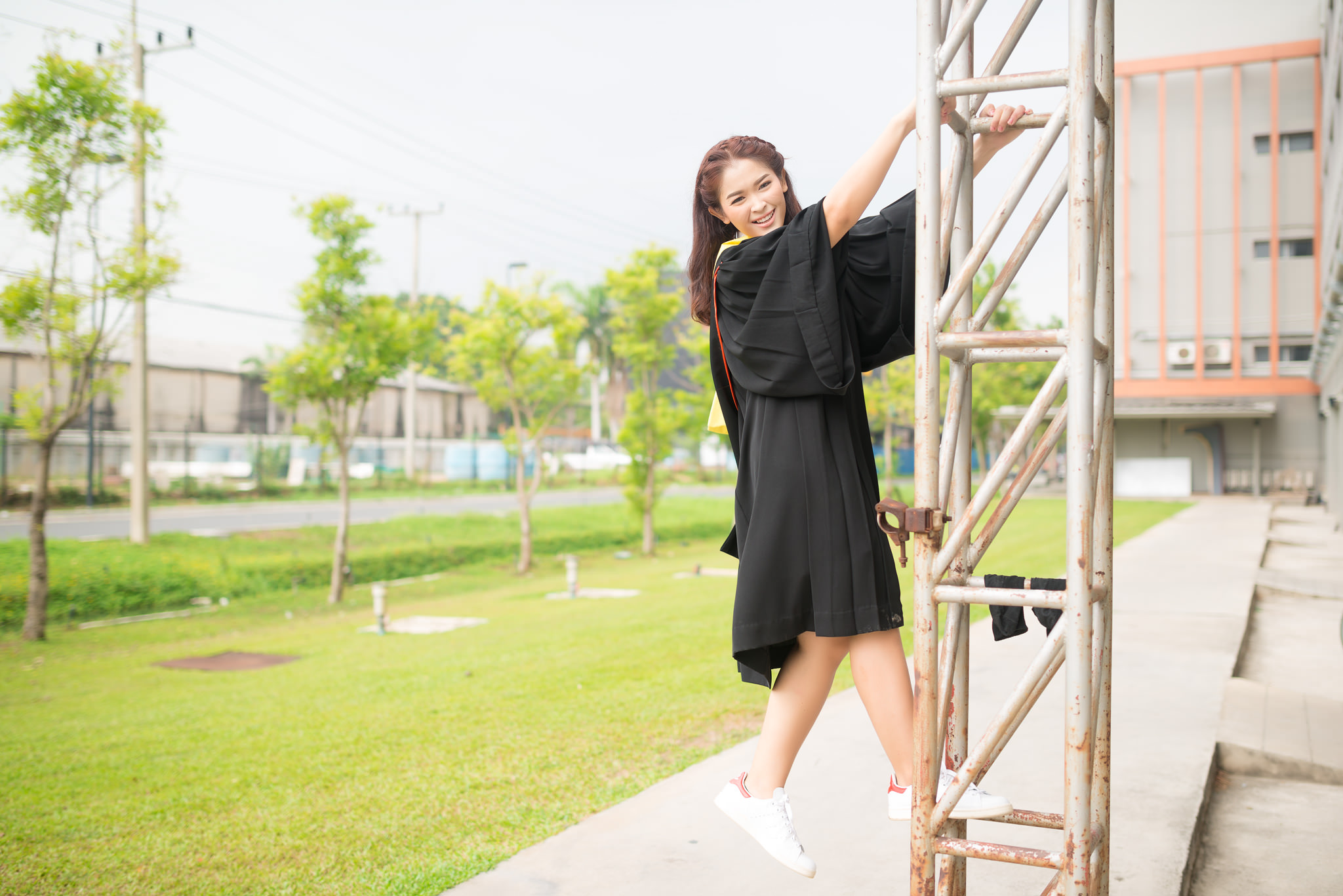 รับถ่ายรูปงานรับปริญญามหาวิทยาลัยกรุงเทพ