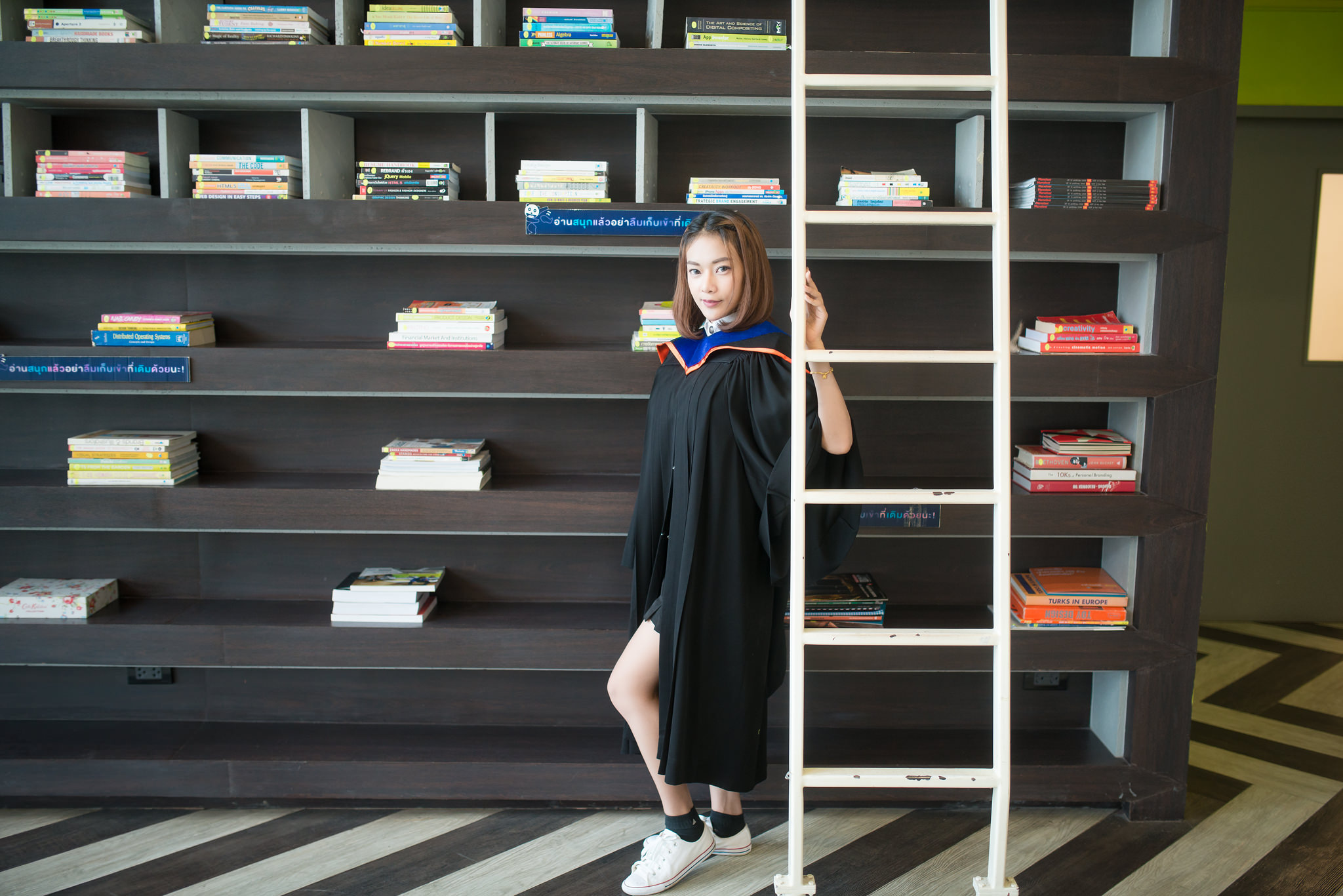 รับถ่ายรูปงานรับปริญญามหาวิทยาลัยกรุงเทพ