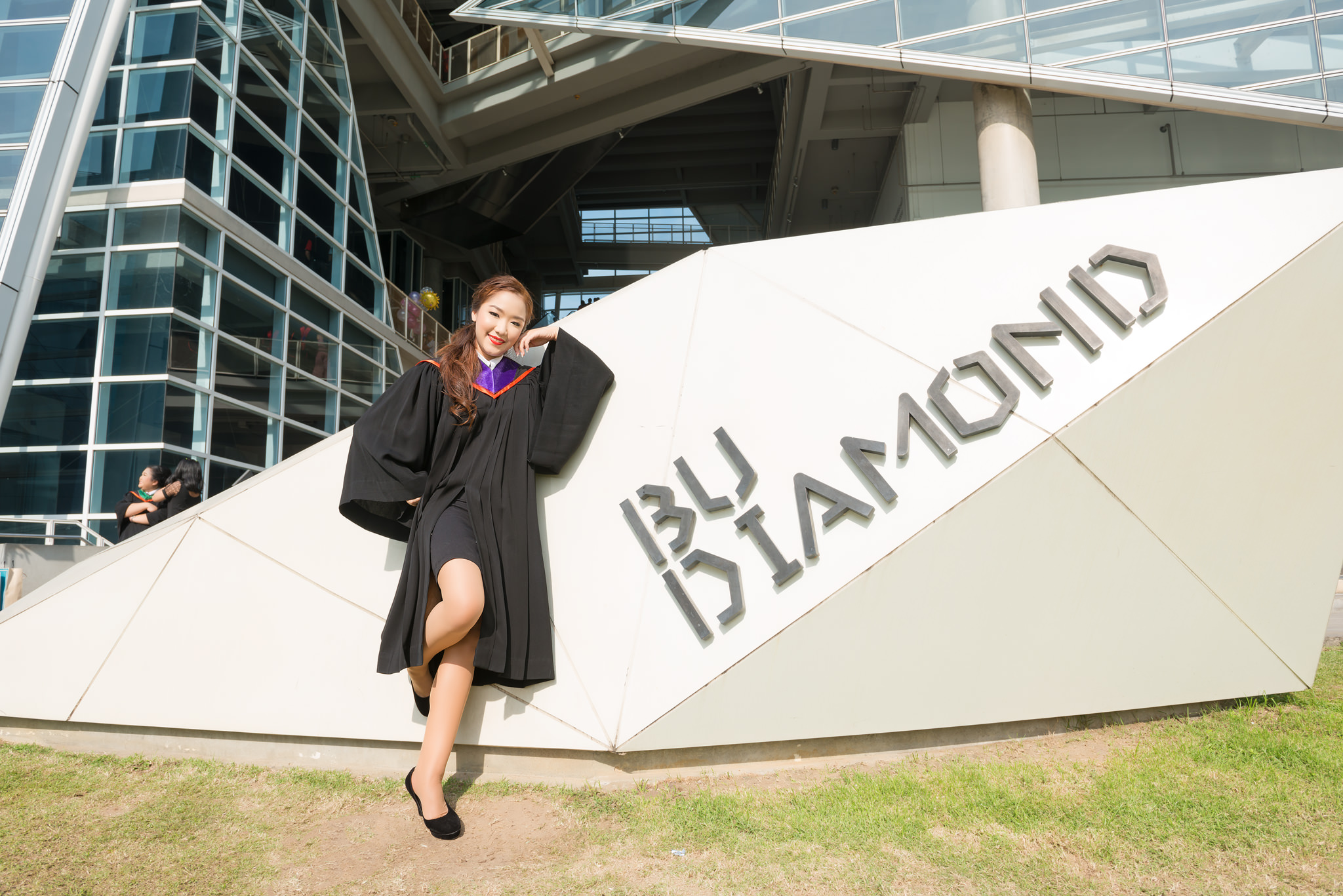 รับถ่ายรูปงานรับปริญญามหาวิทยาลัยกรุงเทพ