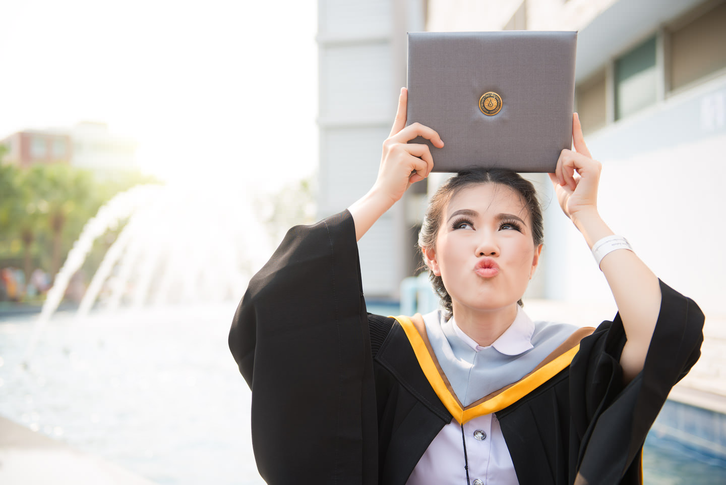 รับถ่ายรูปงานรับปริญญามหาวิทยาลัยบูรพา