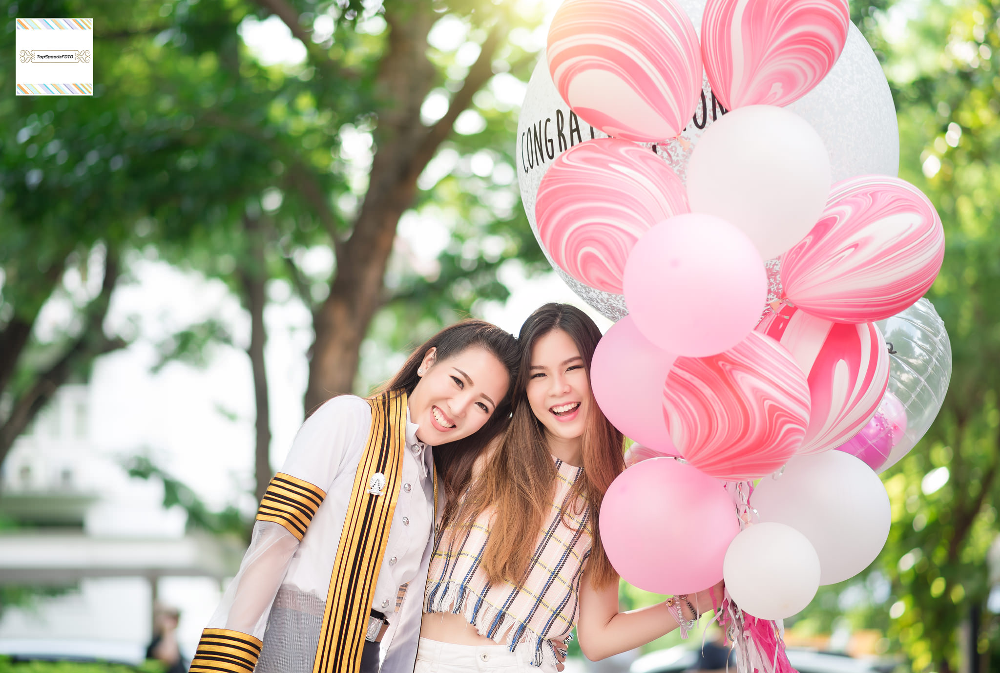 รับถ่ายรูปงานรับปริญญาจุฬาลงกรณ์มหาวิทยาลัย