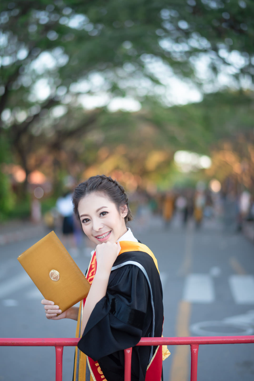 รับถ่ายรูปงานรับปริญญามหาวิทยาลัยหัวเฉียวเฉลิมพระเกียรติ