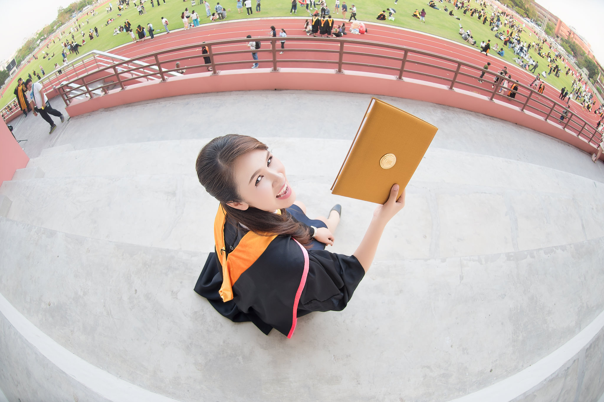รับถ่ายรูปงานรับปริญญามหาวิทยาลัยหัวเฉียวเฉลิมพระเกียรติ