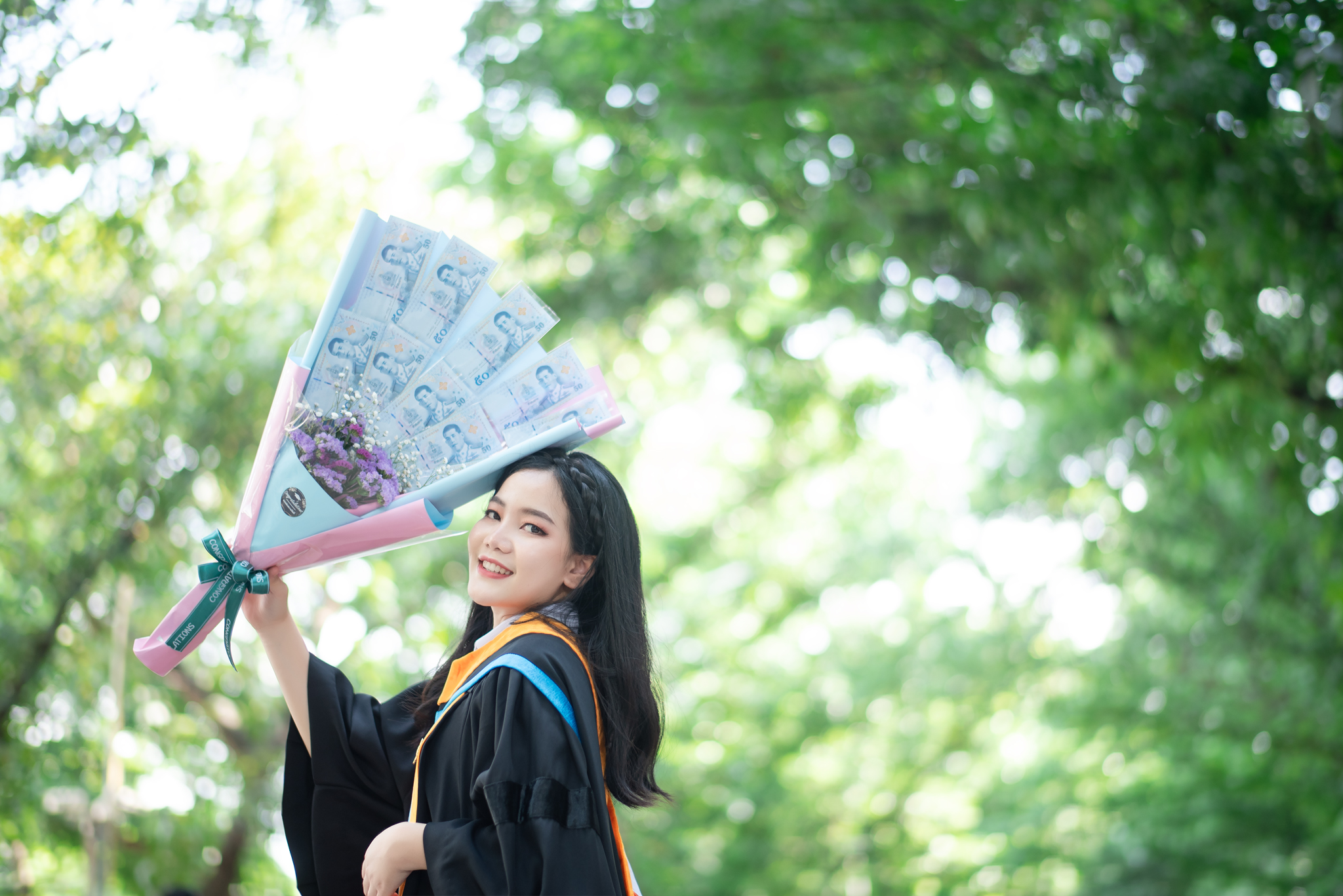 รับปริญญามหาวิทยาลัยเกษมบัณฑิต