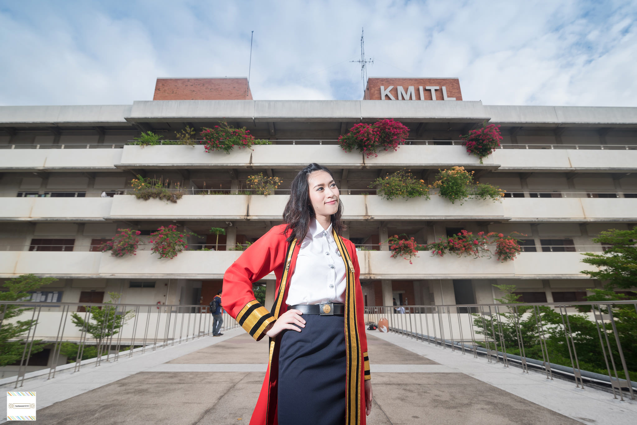 รับถ่ายรูปงานรับปริญญามหาวิทยาลัยเทคโนโลยีเจ้าคุณทหารลาดกระบัง