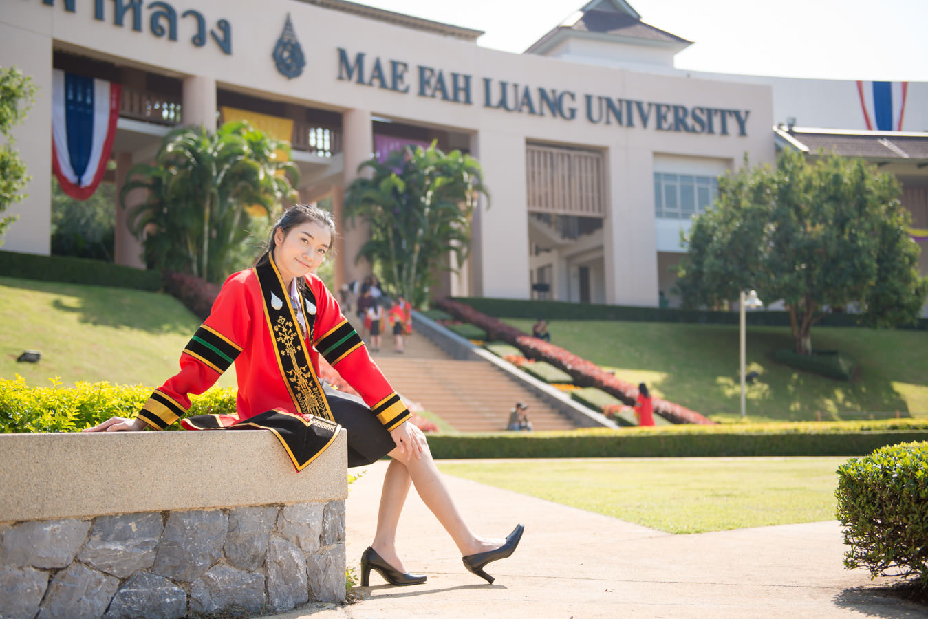 รับถ่ายรูปงานรับปริญญามหาวิทยาลัยแม่ฟ้าหลวง