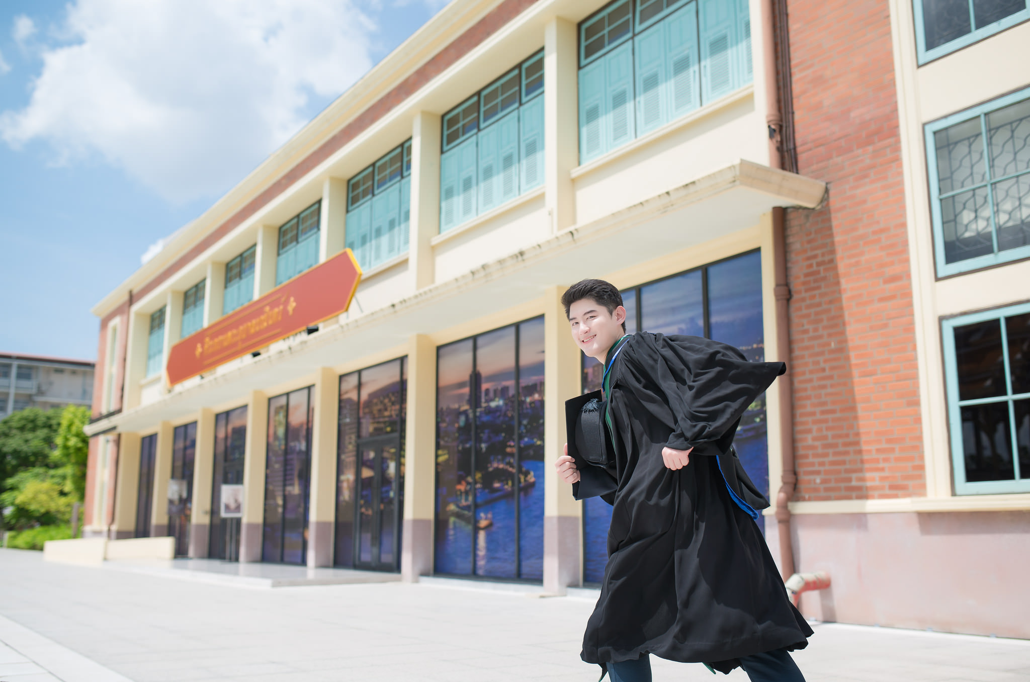 รับถ่ายรูปงานรับปริญญามหาวิทยาลัยมหิดล