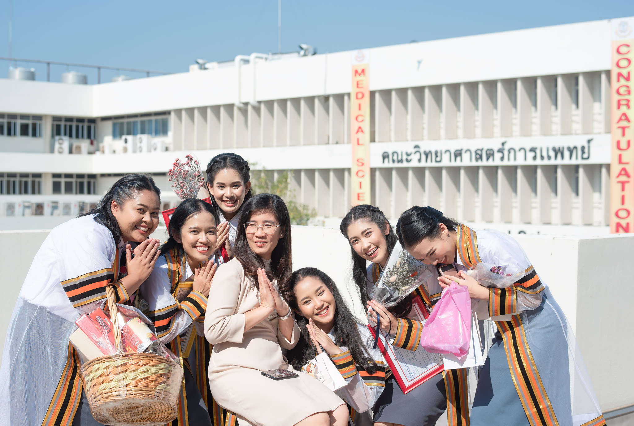ถ่ายรูปรับปริญญามหาวิทยาลัยนเรศวร 02