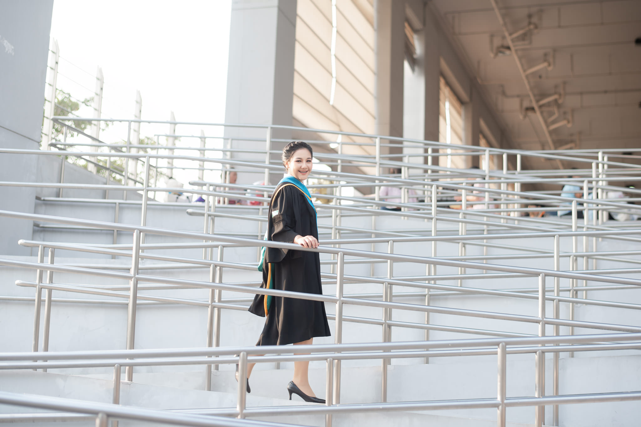 ถ่ายรูปรับปริญญาสถาบันการจัดการปัญญาภิวัฒน์ 1