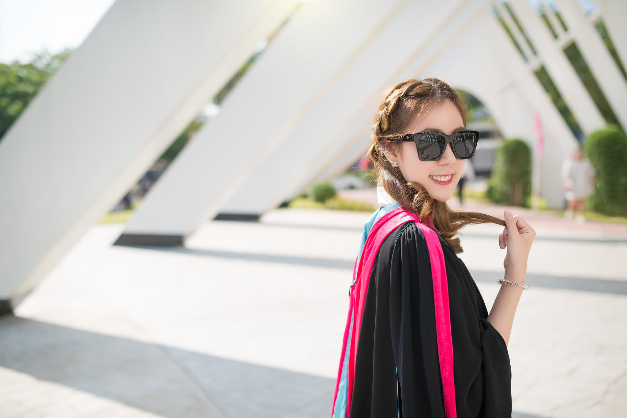 รับถ่ายรูปงานรับปริญญามหาวิทยาลัยรังสิต