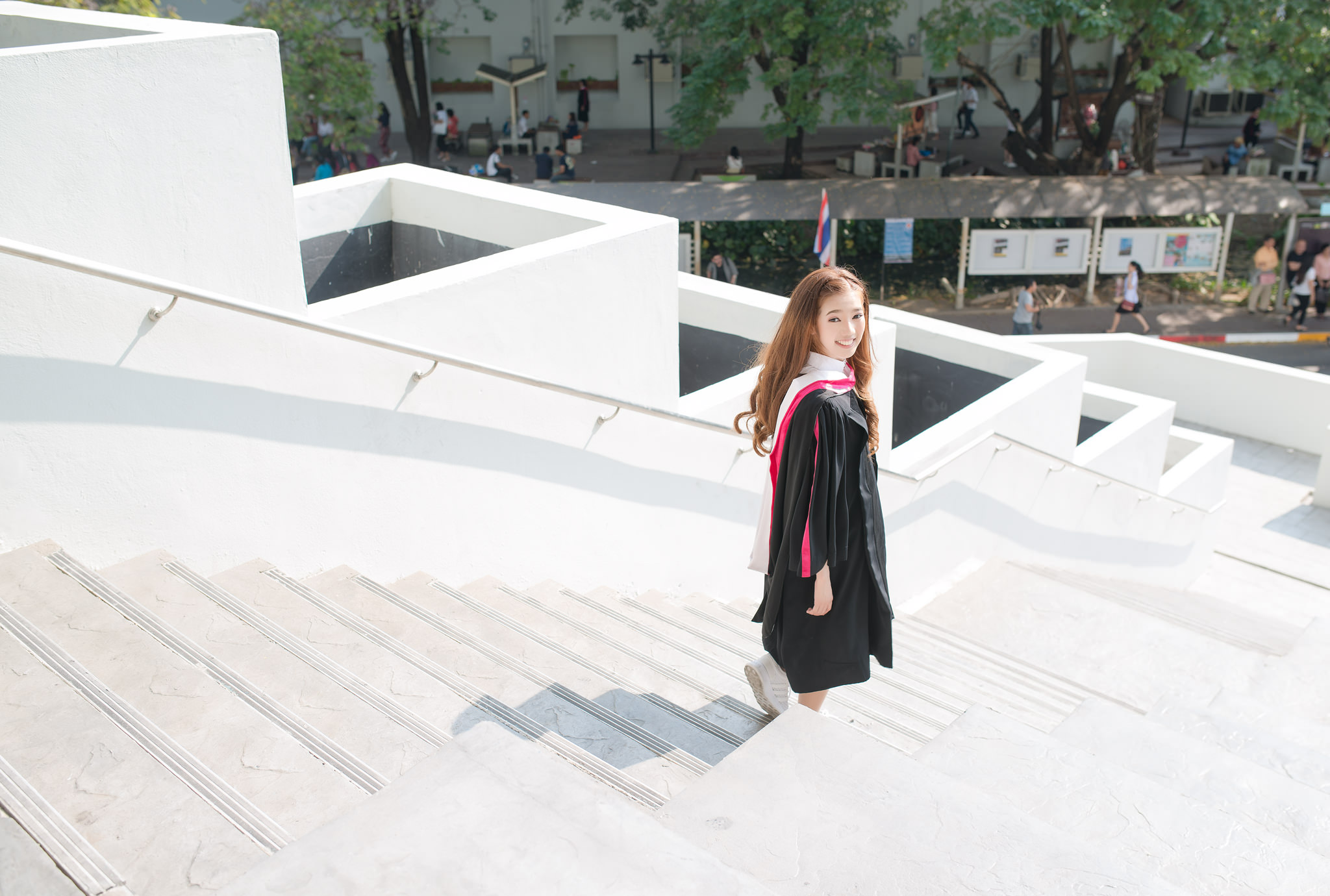 รับถ่ายรูปงานรับปริญญามหาวิทยาลัยรังสิต