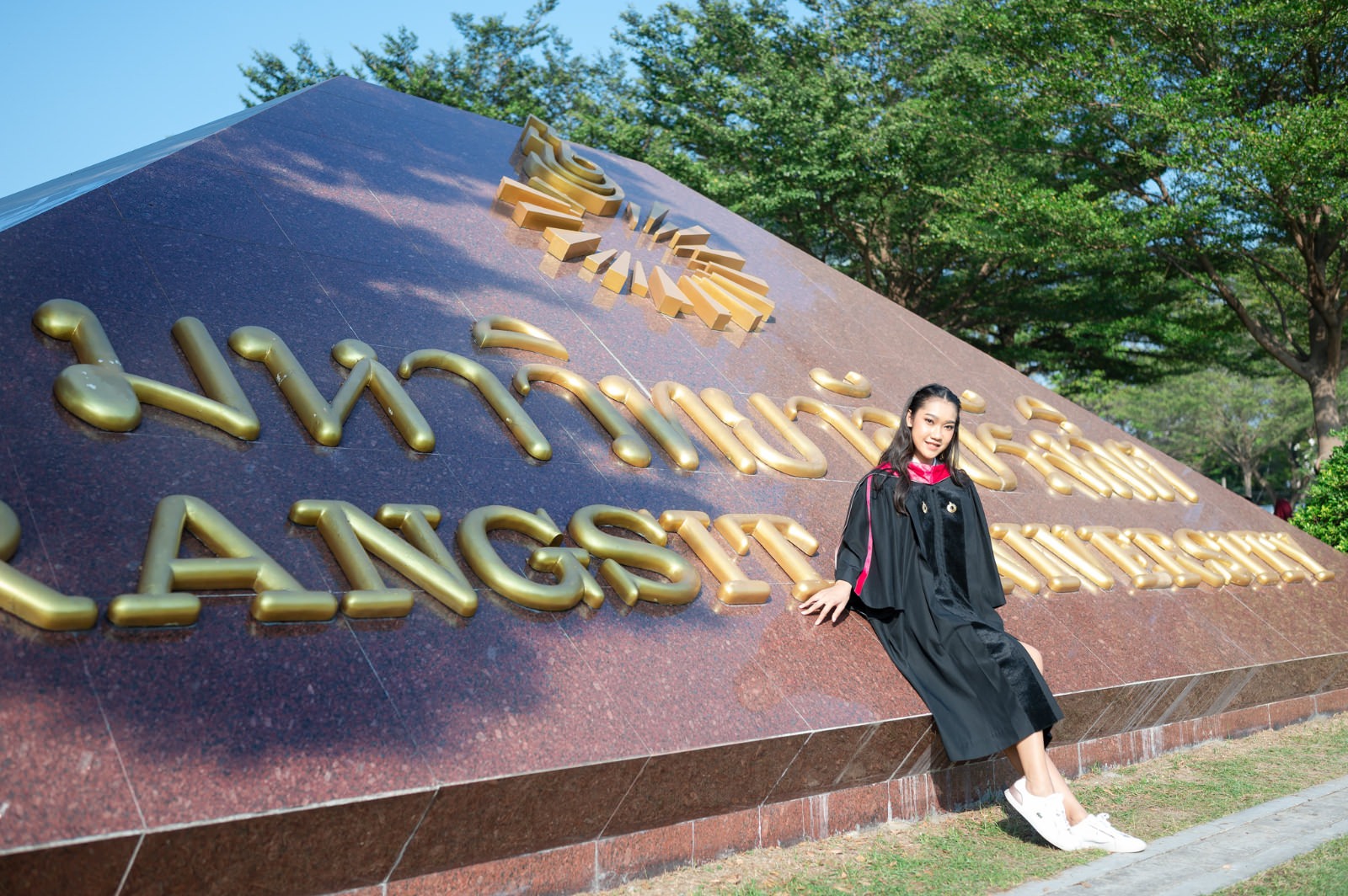 ถ่ายรูปรับปริญญามหาวิทยาลัยรังสิต 09