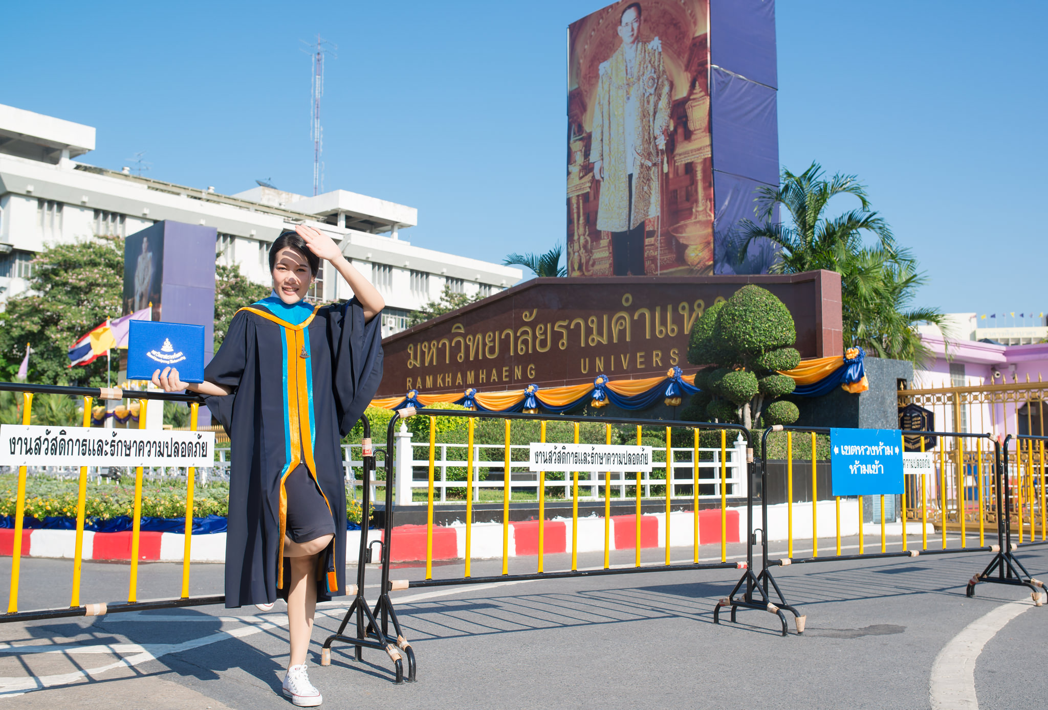 รับถ่ายรูปงานรับปริญญามหาวิทยาลัยรามคำแหง
