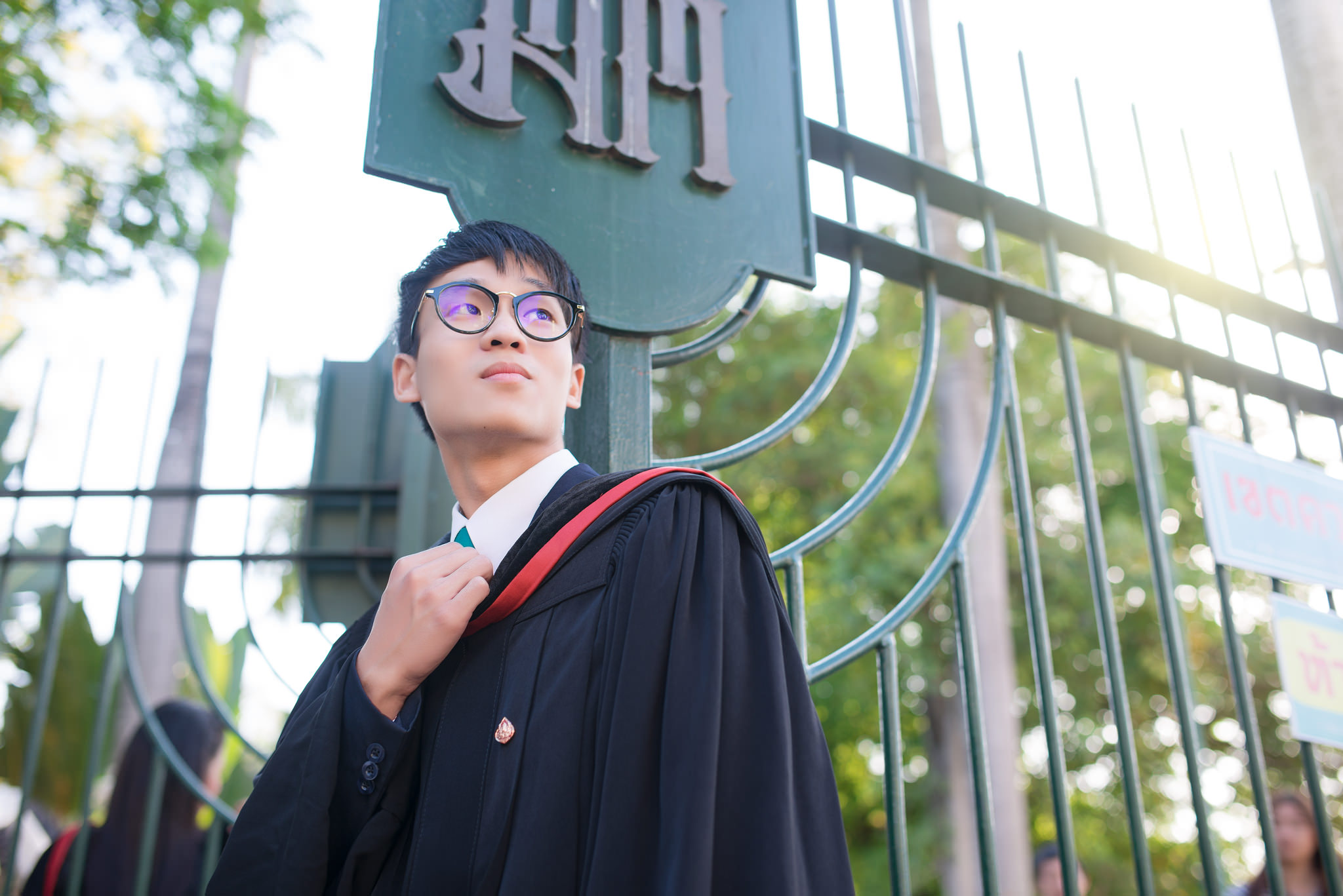 รับถ่ายรูปงานรับปริญญามหาวิทยาลัยศิลปากร