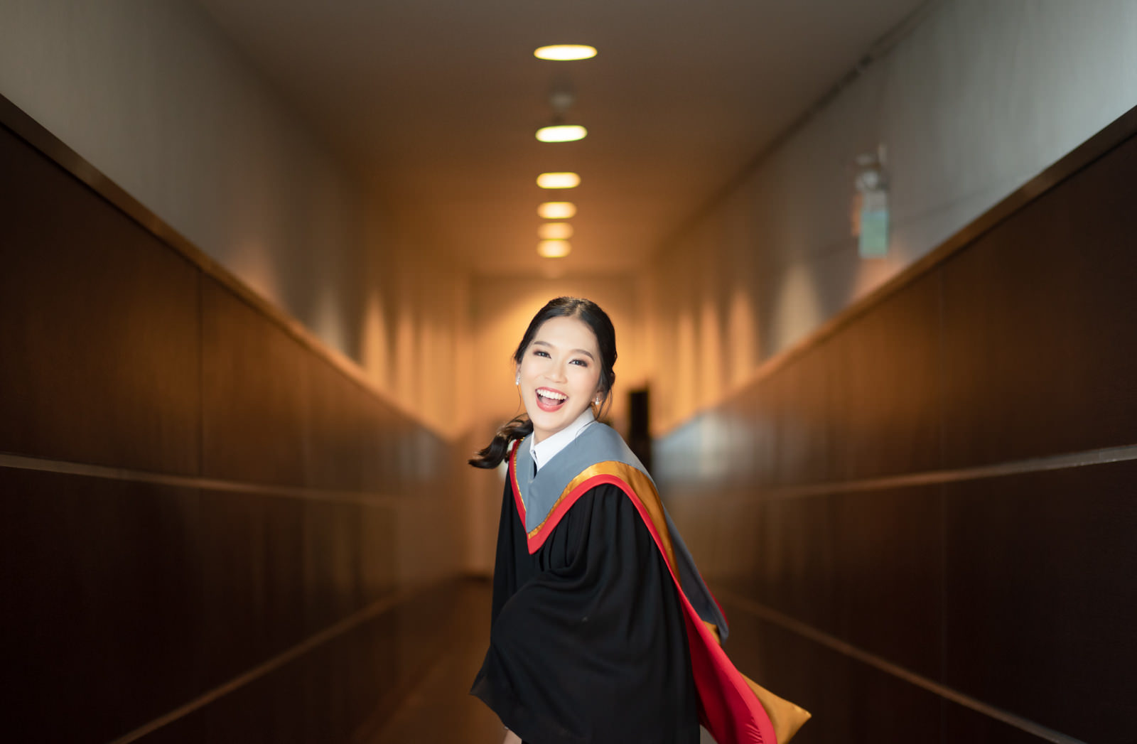 รับถ่ายรูปงานรับปริญญามหาวิทยาลัยศรีณครินทร์วิโรฒ