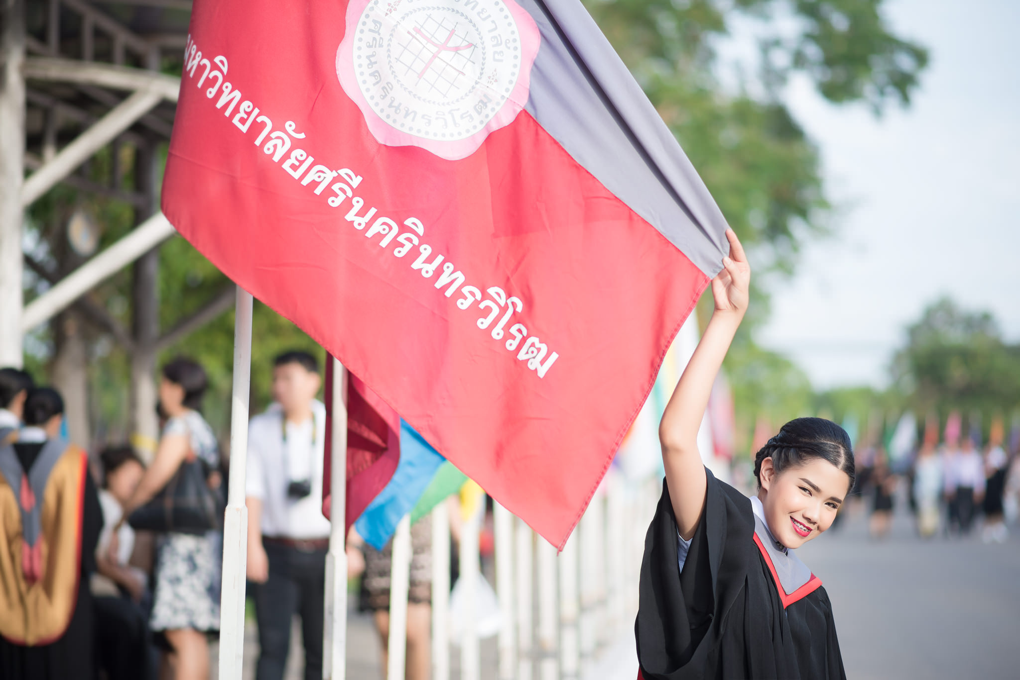 รับถ่ายรูปงานรับปริญญามหาวิทยาลัยศรีณครินทร์วิโรฒ