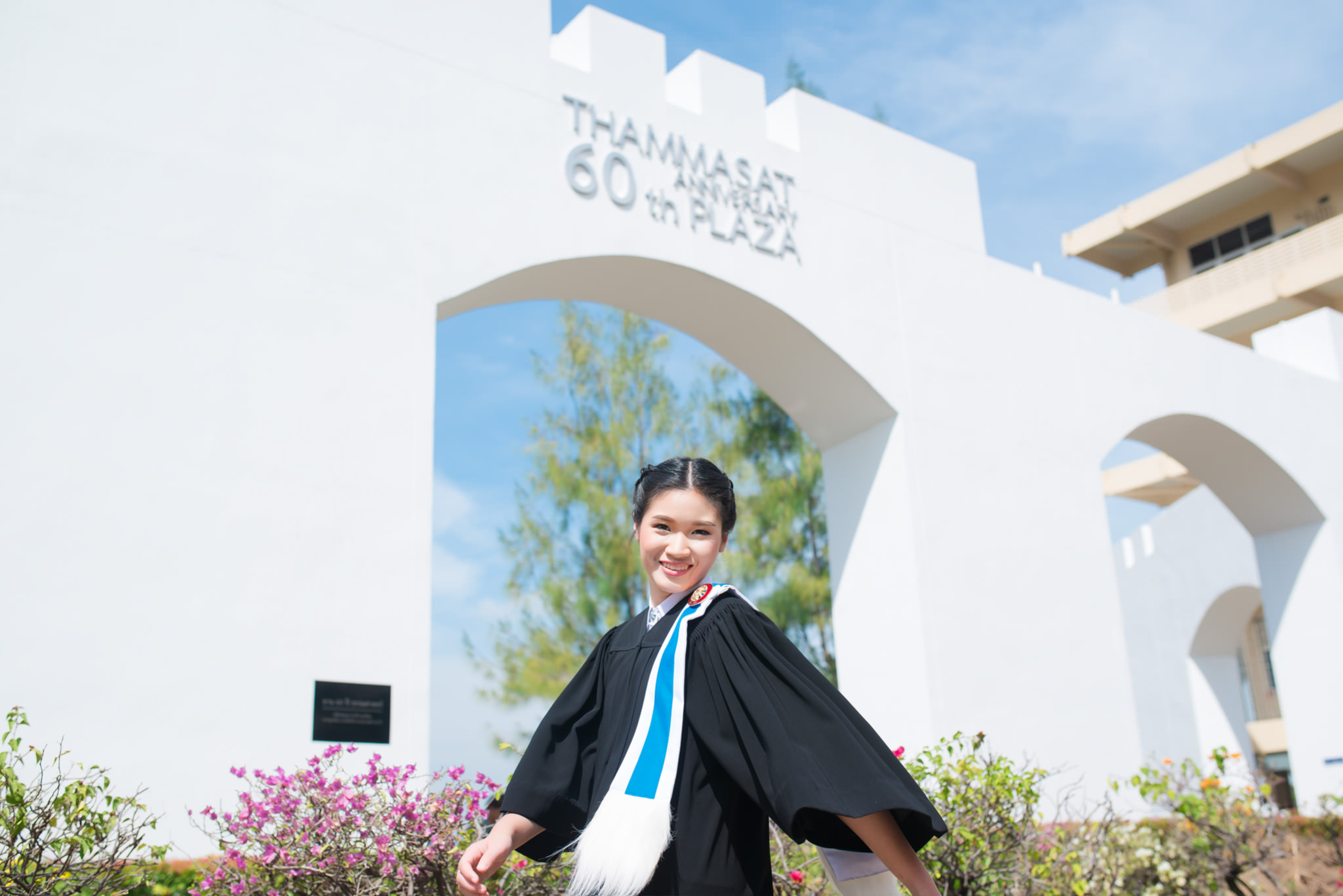 รับถ่ายรูปงานรับปริญญามหาวิทยาลัยธรรมศาสตร์