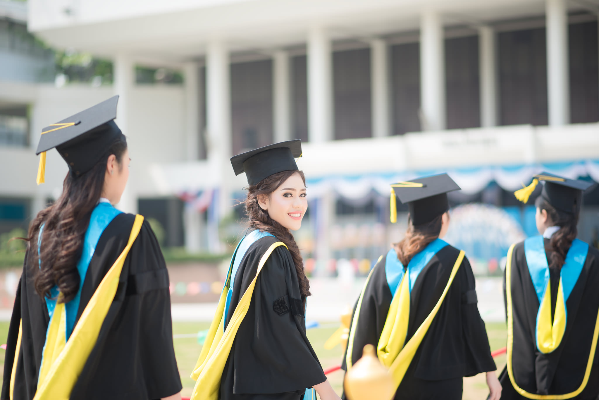 รับถ่ายรูปงานรับปริญญามหาวิทยาลัยหอการค้าไทย