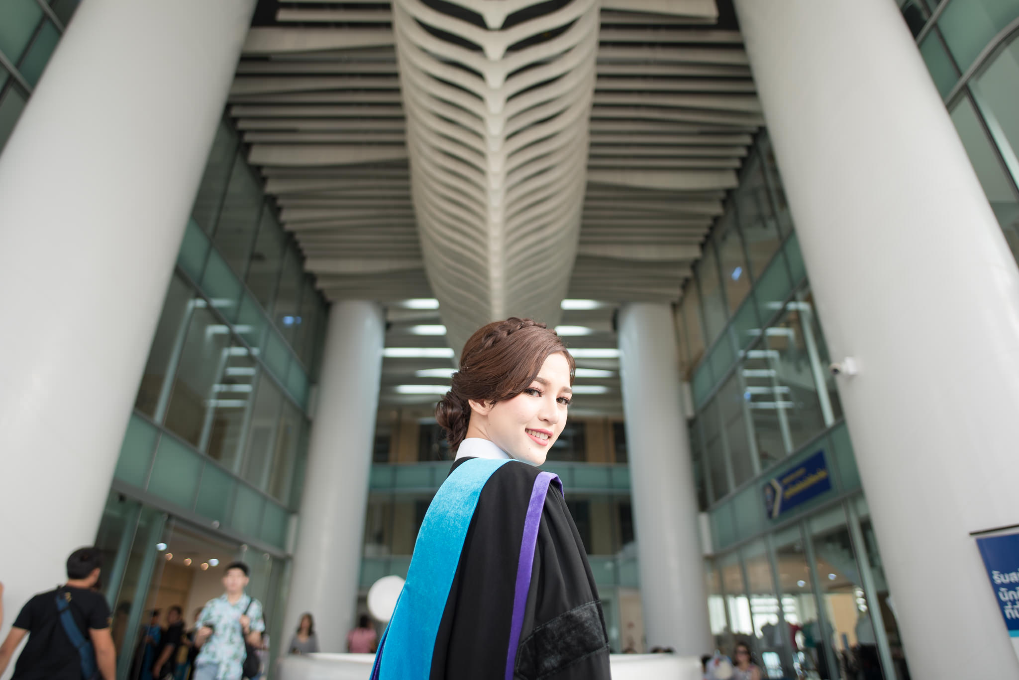 รับถ่ายรูปงานรับปริญญามหาวิทยาลัยหอการค้าไทย