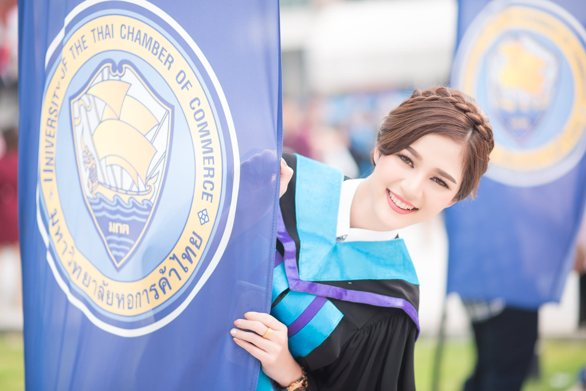 รับถ่ายรูปงานรับปริญญามหาวิทยาลัยหอการค้าไทย