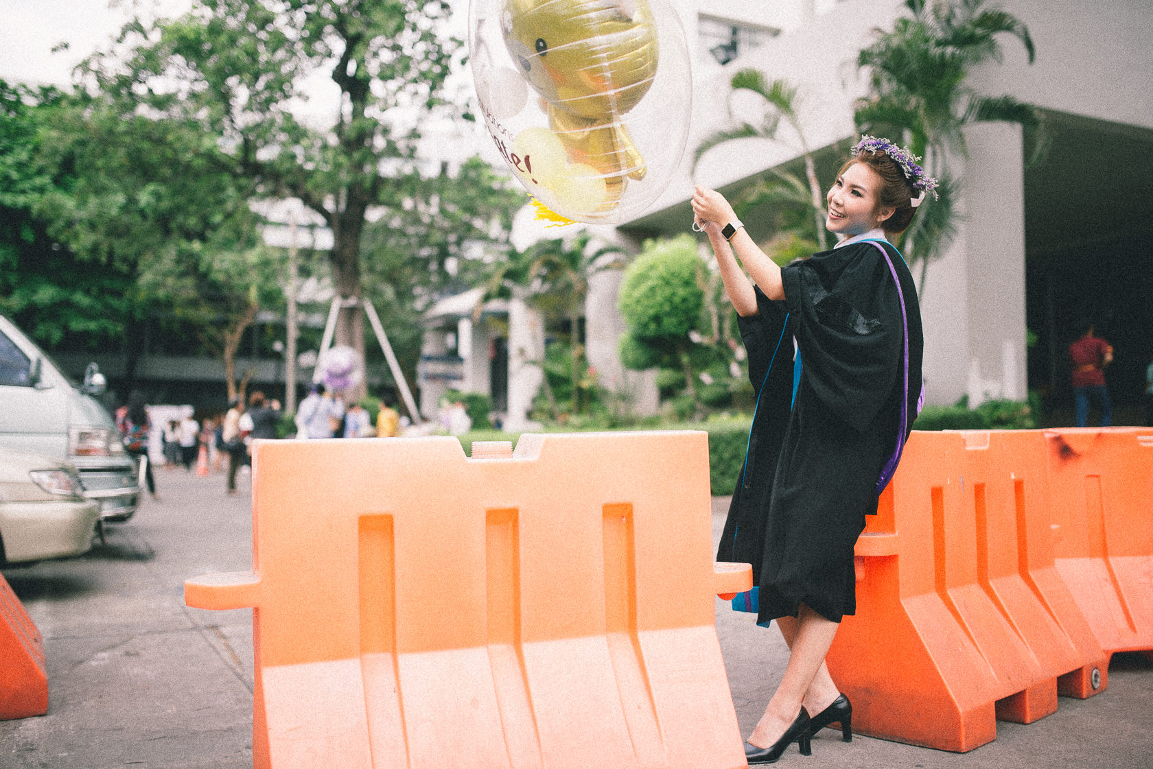 รับถ่ายรูปงานรับปริญญามหาวิทยาลัยหอการค้าไทย