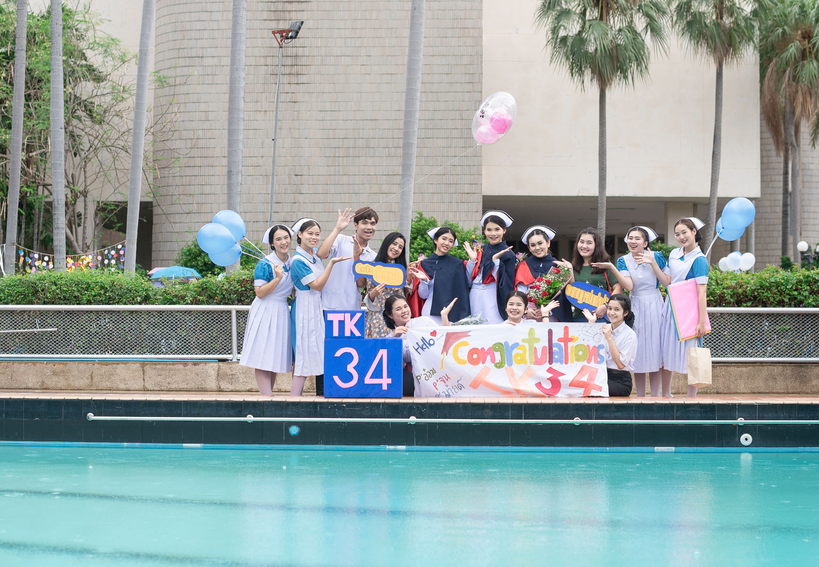 รับถ่ายรูปงานรับปริญญาวิทยาลัยพยาบาล