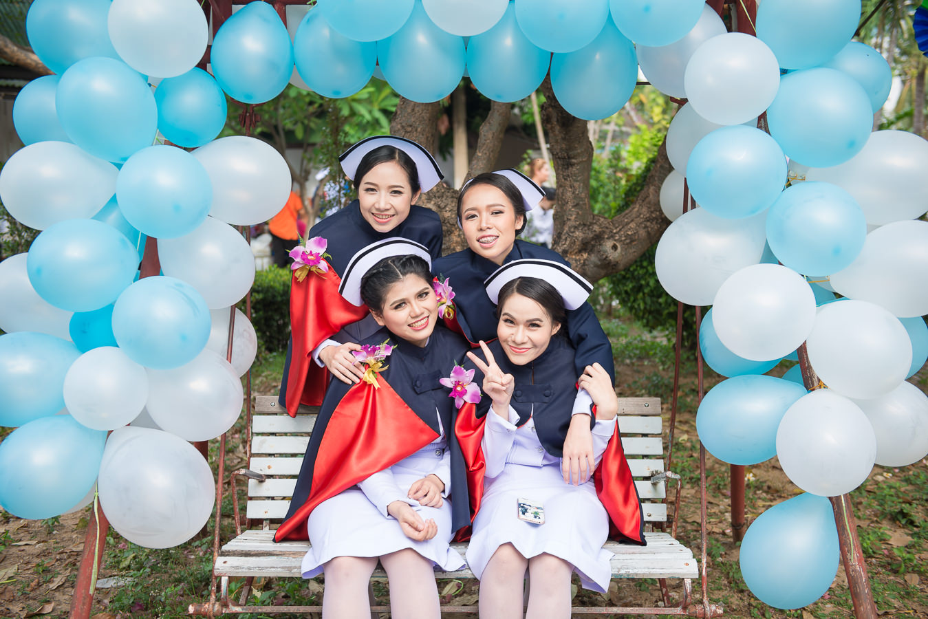 รับถ่ายรูปงานรับปริญญาวิทยาลัยพยาบาล