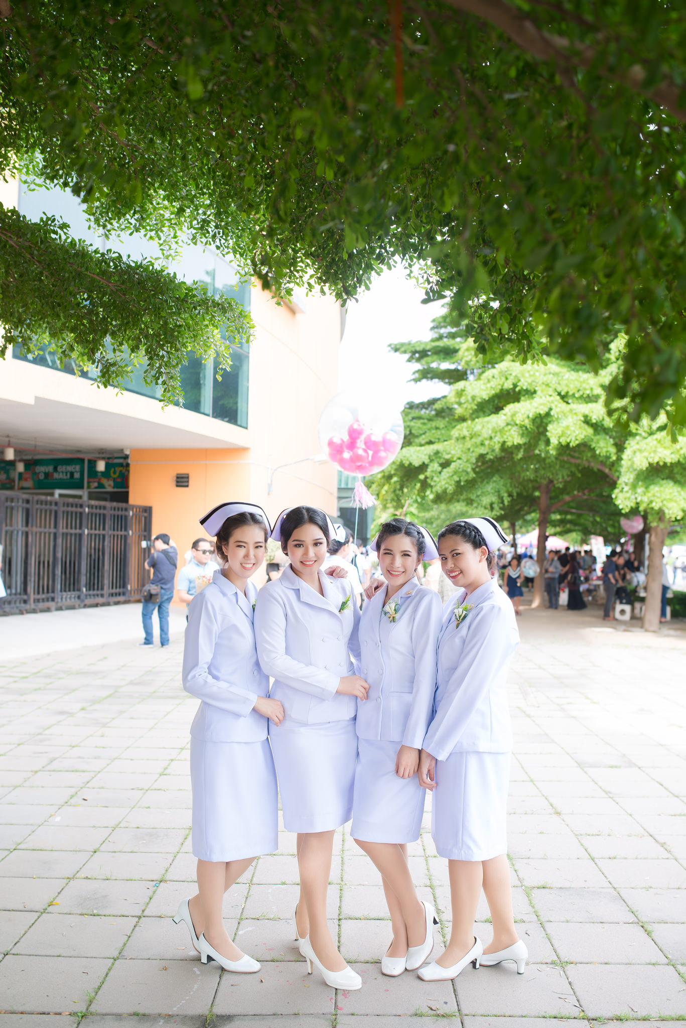 รับถ่ายรูปงานรับปริญญาวิทยาลัยพยาบาล